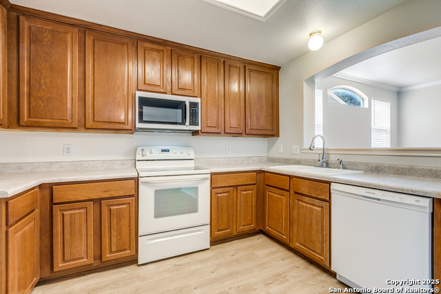 Image 10 of 24 For 5930 Wexford