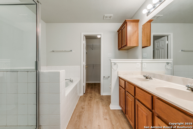 Image 16 of 24 For 5930 Wexford