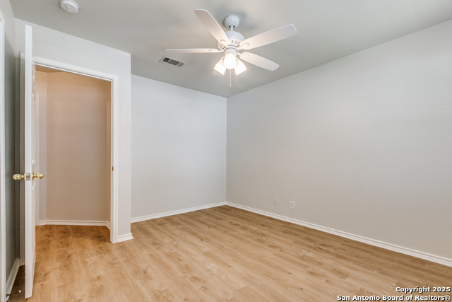 Image 18 of 24 For 5930 Wexford