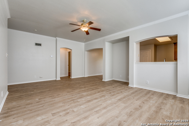 Image 7 of 24 For 5930 Wexford