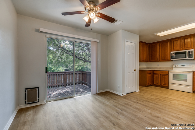 Image 8 of 24 For 5930 Wexford