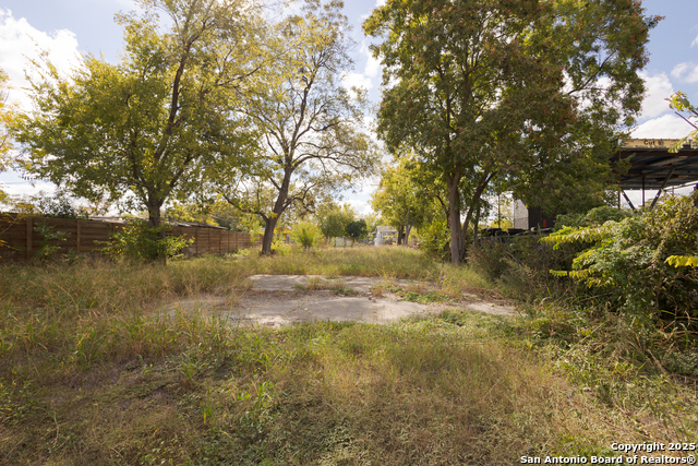 Image 14 of 17 For 2314 Guadalupe