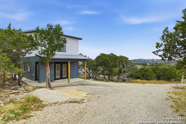 Details for 1571 Lakeshore, Canyon Lake, TX 78133