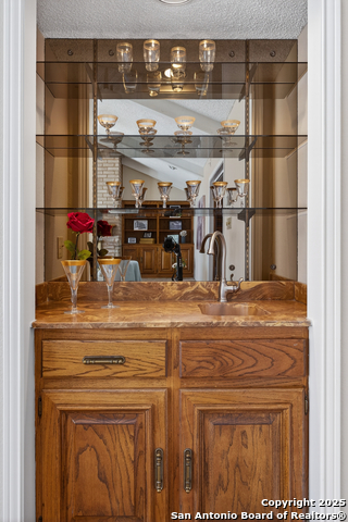 Image 25 of 53 For 6330 Lakewood Park