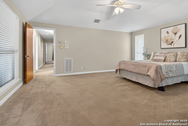 Image 28 of 53 For 6330 Lakewood Park