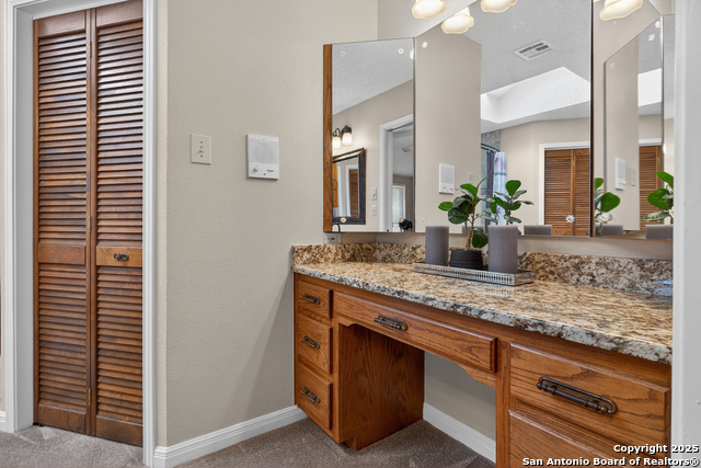 Image 31 of 53 For 6330 Lakewood Park