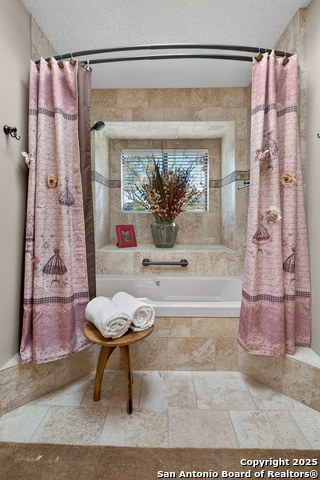 Image 34 of 53 For 6330 Lakewood Park