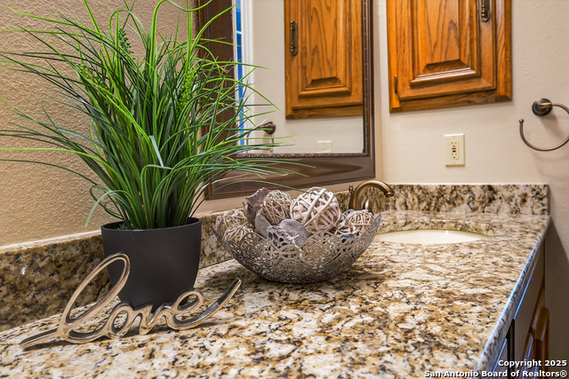 Image 39 of 53 For 6330 Lakewood Park