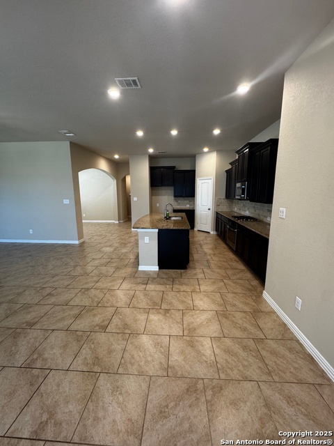 Image 10 of 33 For 615 Raceland Rd