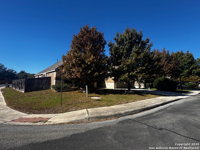 Image 2 of 33 For 615 Raceland Rd