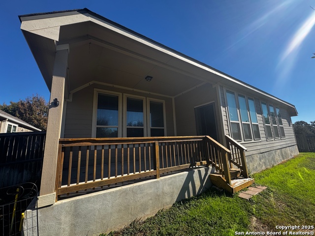 Image 8 of 33 For 615 Raceland Rd