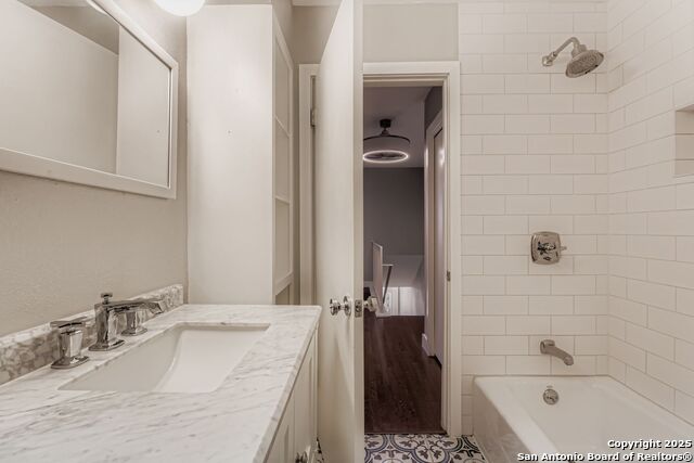 Image 21 of 27 For 11423 Whisper Valley