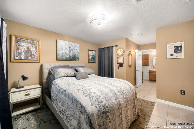 Image 18 of 29 For 4111 Medical A102