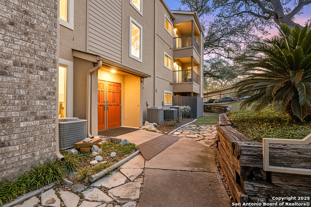 Image 2 of 29 For 4111 Medical A102