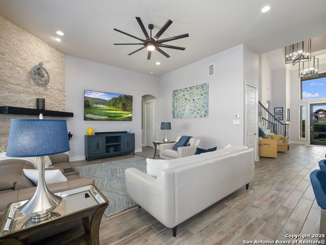 Image 14 of 60 For 27220 Highland