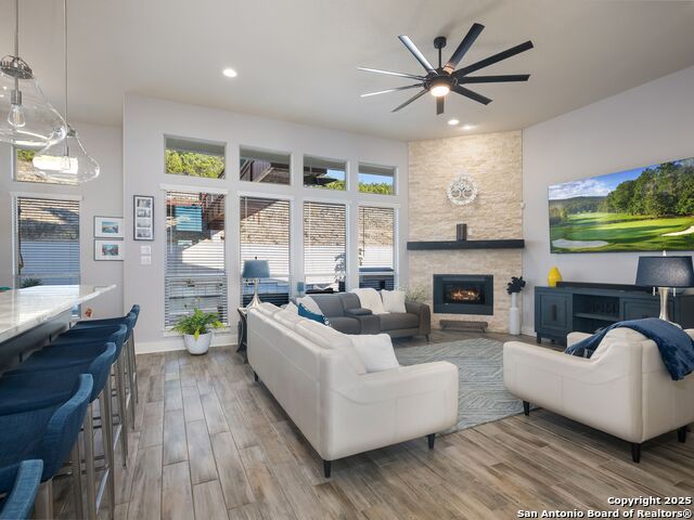 Image 15 of 60 For 27220 Highland