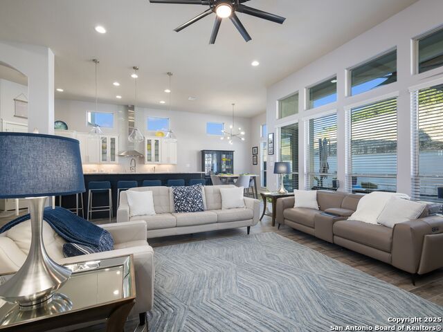 Image 17 of 60 For 27220 Highland