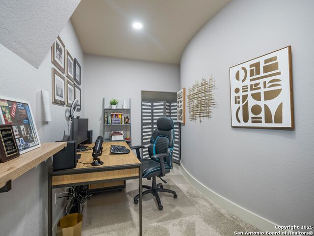 Image 31 of 60 For 27220 Highland