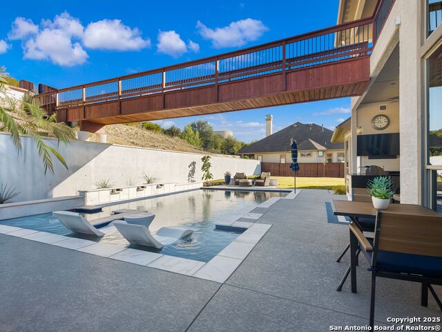 Image 43 of 60 For 27220 Highland