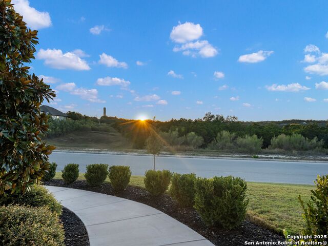 Image 47 of 60 For 27220 Highland