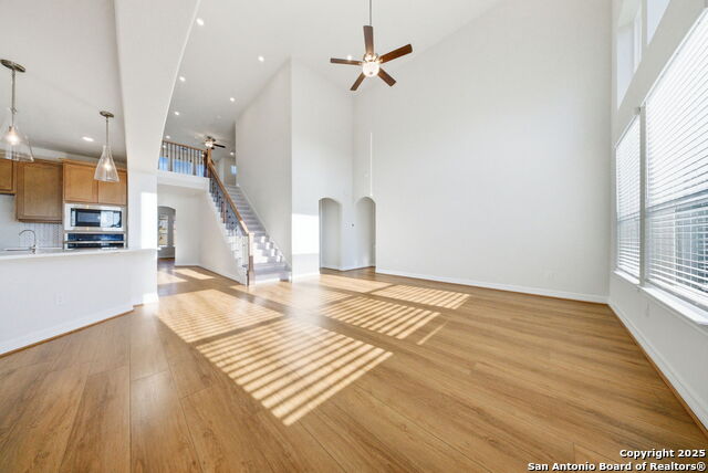 Image 13 of 48 For 662 Hidden View