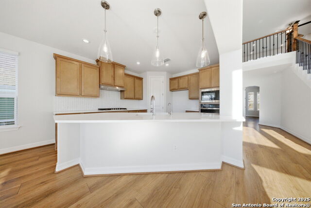 Image 18 of 48 For 662 Hidden View