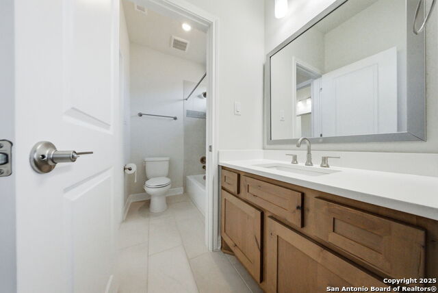 Image 37 of 48 For 662 Hidden View