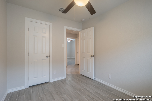 Image 18 of 22 For 6915 Flatstone Pass