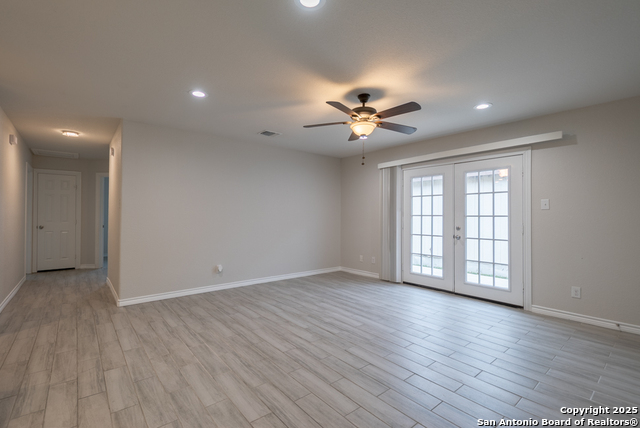 Image 7 of 22 For 6915 Flatstone Pass