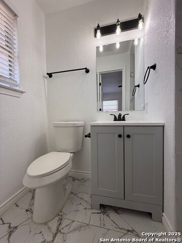 Image 10 of 17 For 4710 Bernadine Dr