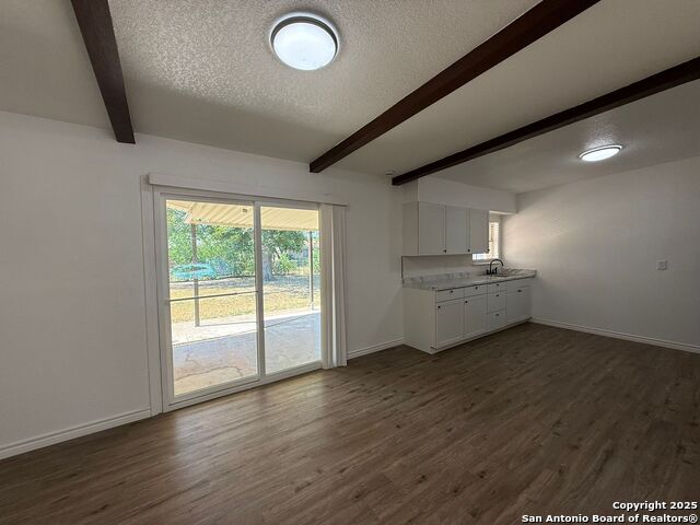 Image 6 of 17 For 4710 Bernadine Dr