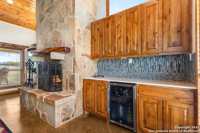 Image 7 of 48 For 381 Schneider