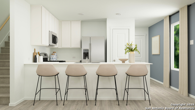 Listing photo id 11 for 4023 Millbrook Way