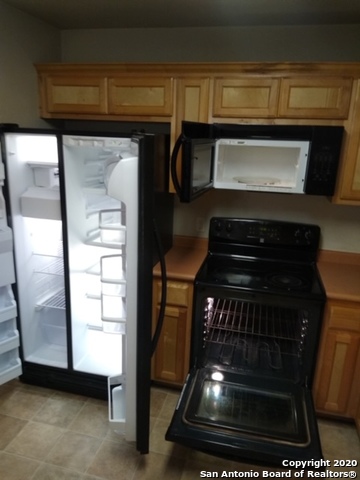 Image 15 of 34 For 112 Lone Oak  C102