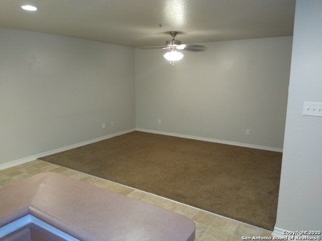 Image 5 of 34 For 112 Lone Oak  C102