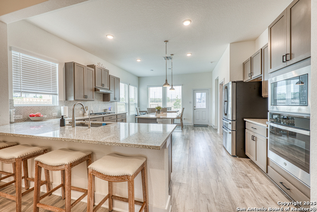 Image 10 of 49 For 216 Buttercup Alley