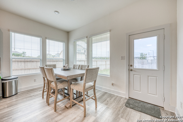 Image 14 of 49 For 216 Buttercup Alley