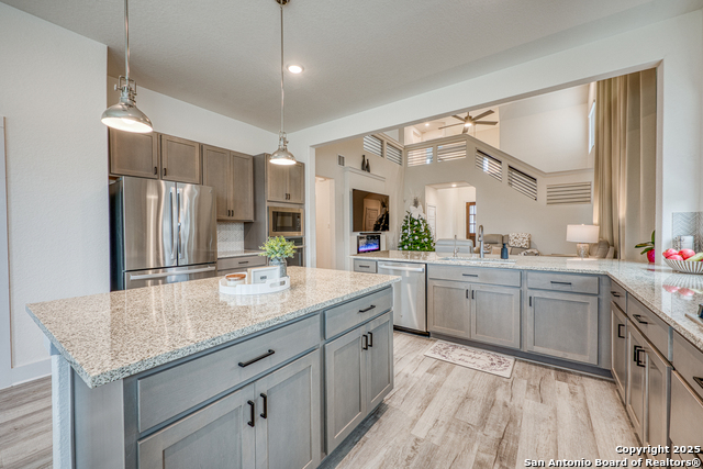 Image 15 of 49 For 216 Buttercup Alley