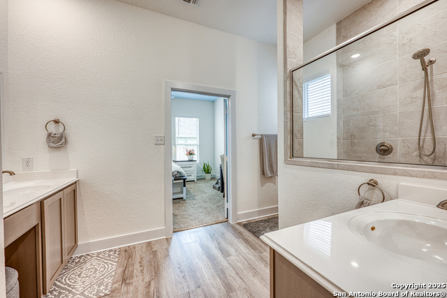 Image 22 of 49 For 216 Buttercup Alley