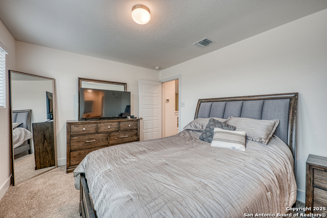 Image 33 of 49 For 216 Buttercup Alley