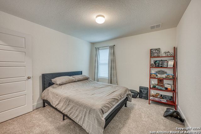 Image 39 of 49 For 216 Buttercup Alley