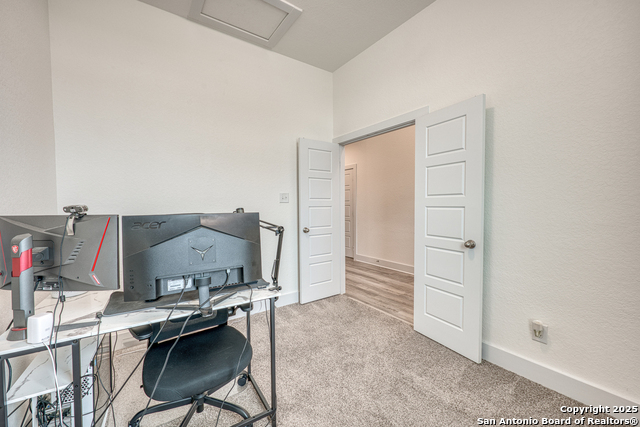 Image 41 of 49 For 216 Buttercup Alley