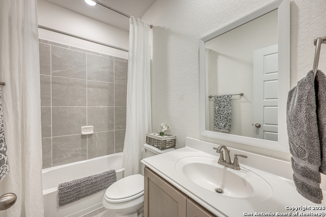 Image 42 of 49 For 216 Buttercup Alley