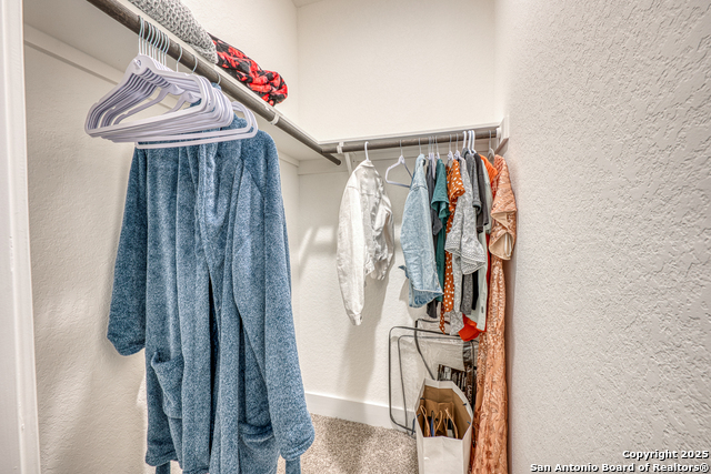 Image 44 of 49 For 216 Buttercup Alley