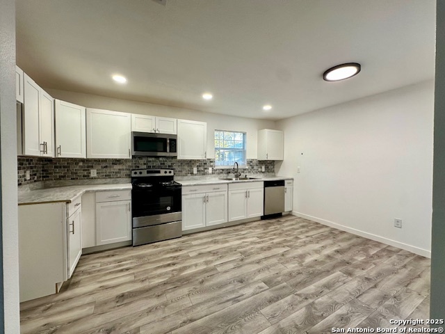 Image 3 of 11 For 924 Allende