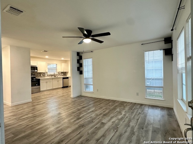 Image 4 of 11 For 924 Allende