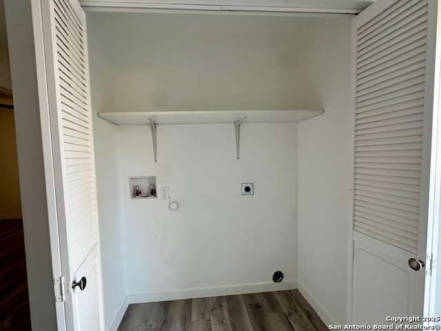 Image 9 of 11 For 924 Allende