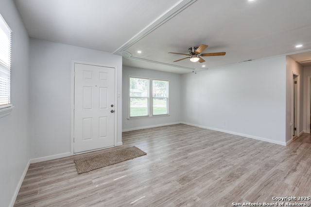 Image 6 of 25 For 326 Sublett  