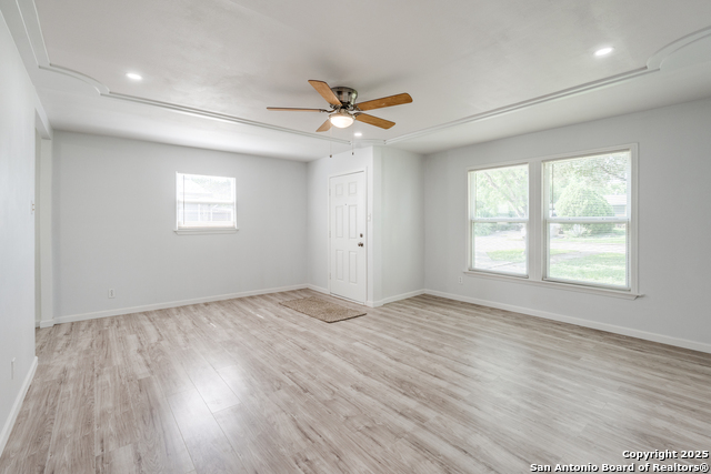 Image 7 of 25 For 326 Sublett  