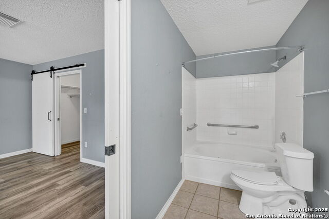 Listing photo id 19 for 7362 Rustling Brook